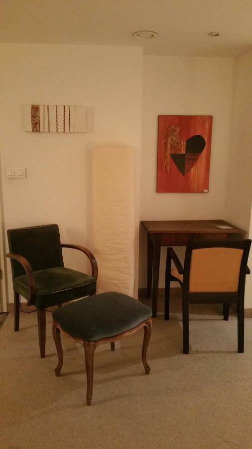 أوبيرني Chambres Touristiques La Cour Des Hotes المظهر الخارجي الصورة